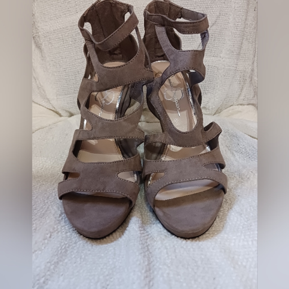 JESSICA SIMPSON brown strappy wedges